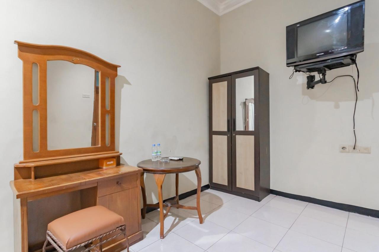 Hotel Markoni Pamanukan Mitra Reddoorz Pamanukan Hilir Экстерьер фото