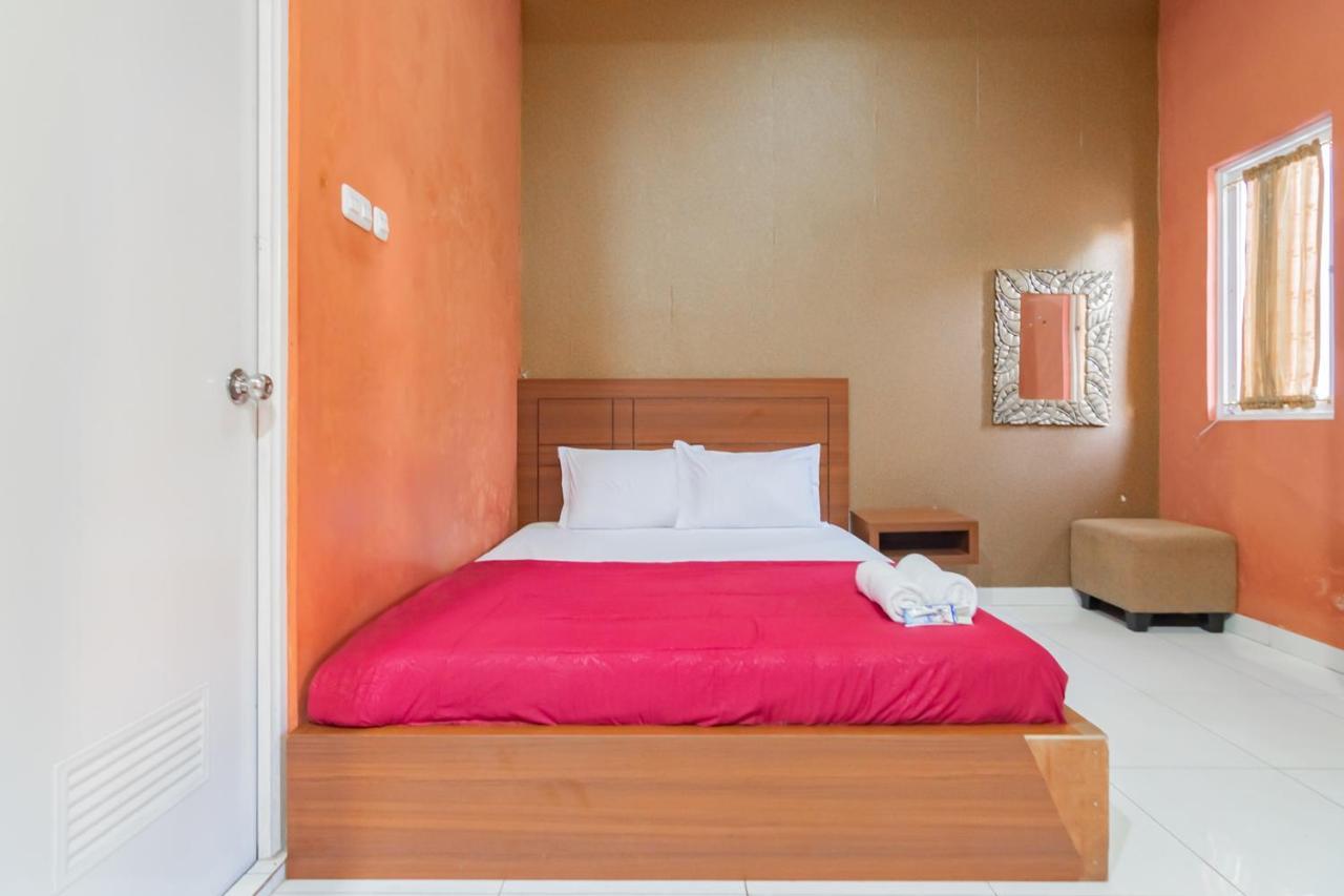 Hotel Markoni Pamanukan Mitra Reddoorz Pamanukan Hilir Экстерьер фото