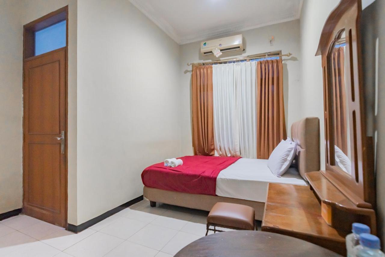 Hotel Markoni Pamanukan Mitra Reddoorz Pamanukan Hilir Экстерьер фото